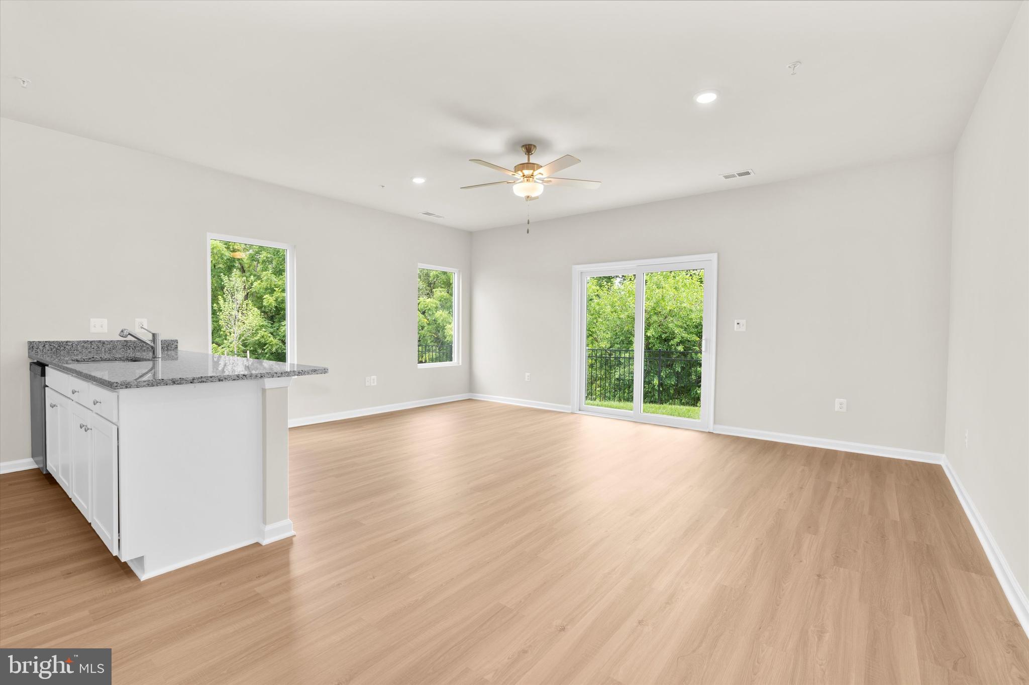 8125 BARTHOLOMEW COURT