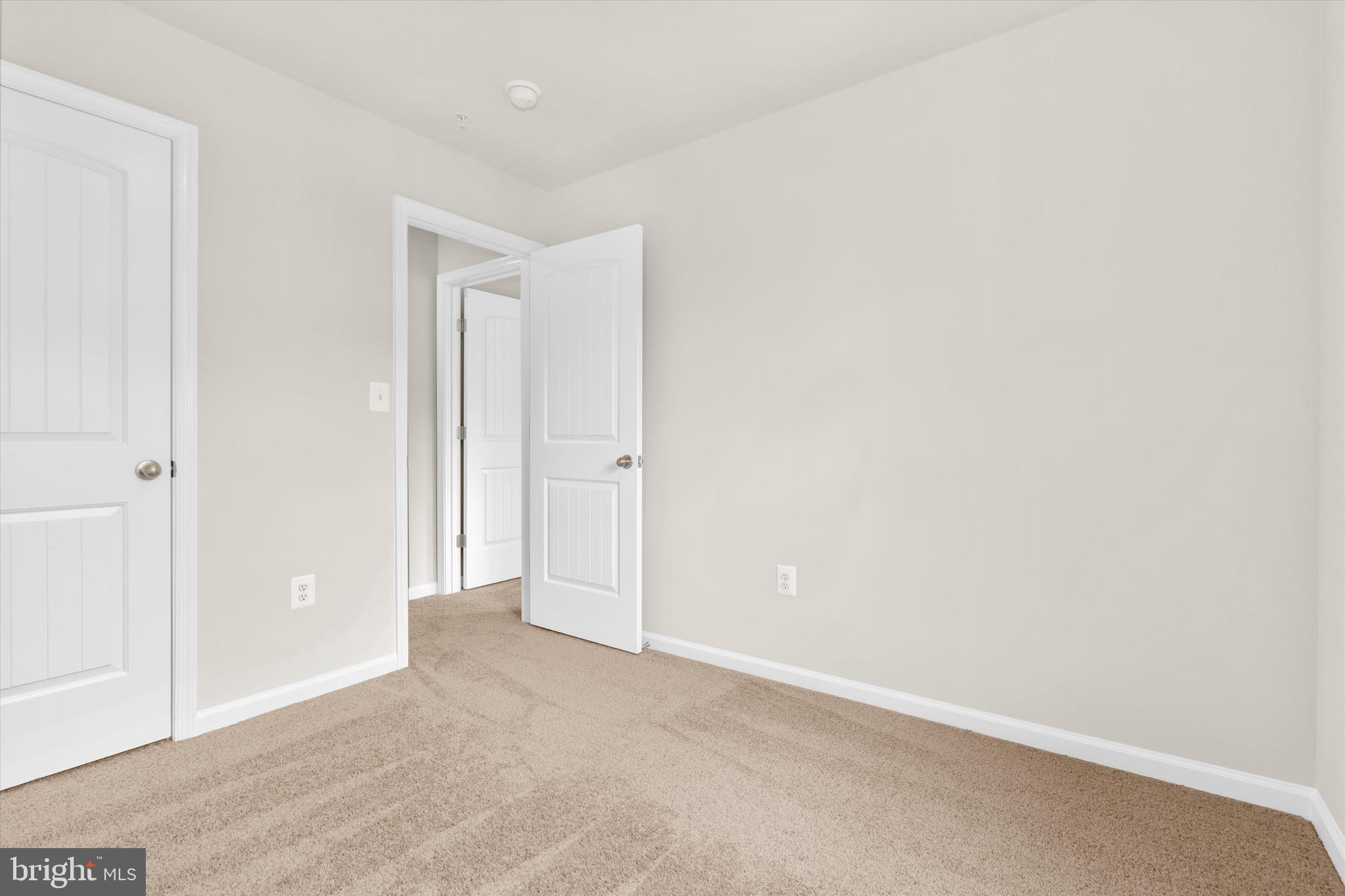 8125 BARTHOLOMEW COURT