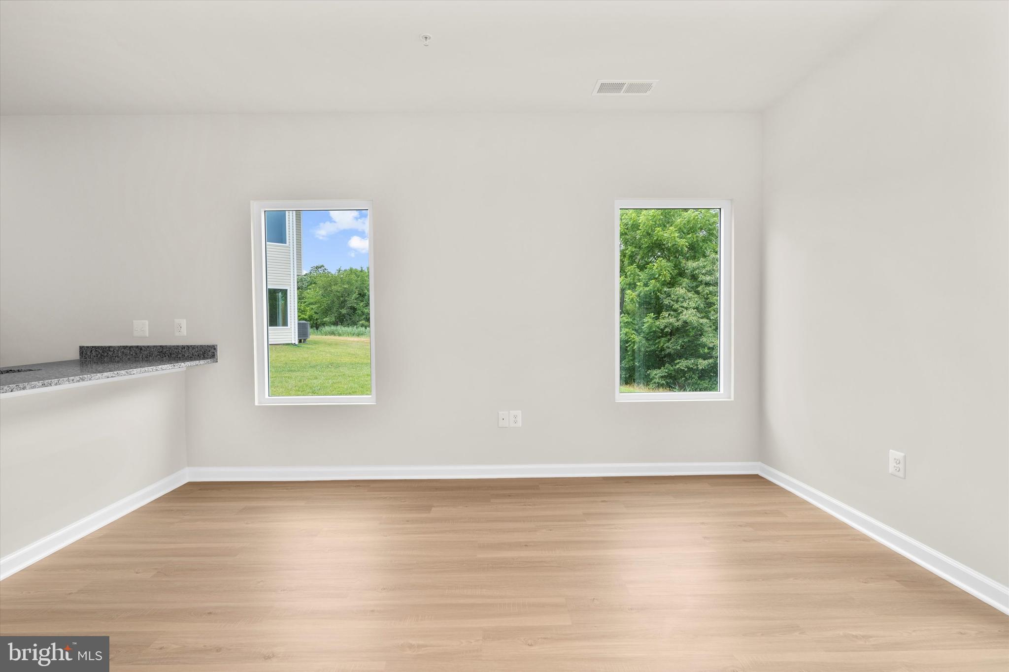 8125 BARTHOLOMEW COURT
