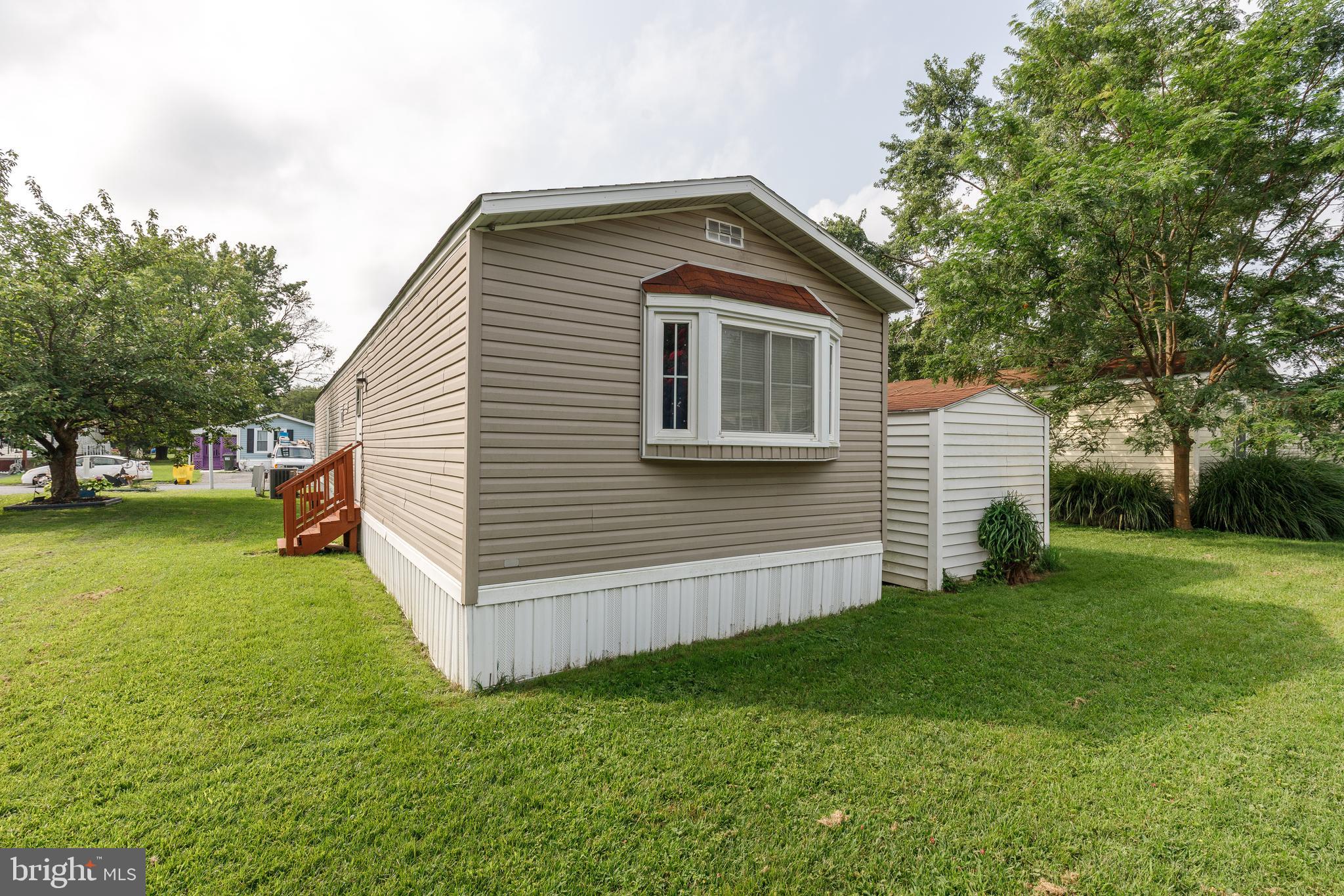 118 DAY COACH CIRCLE