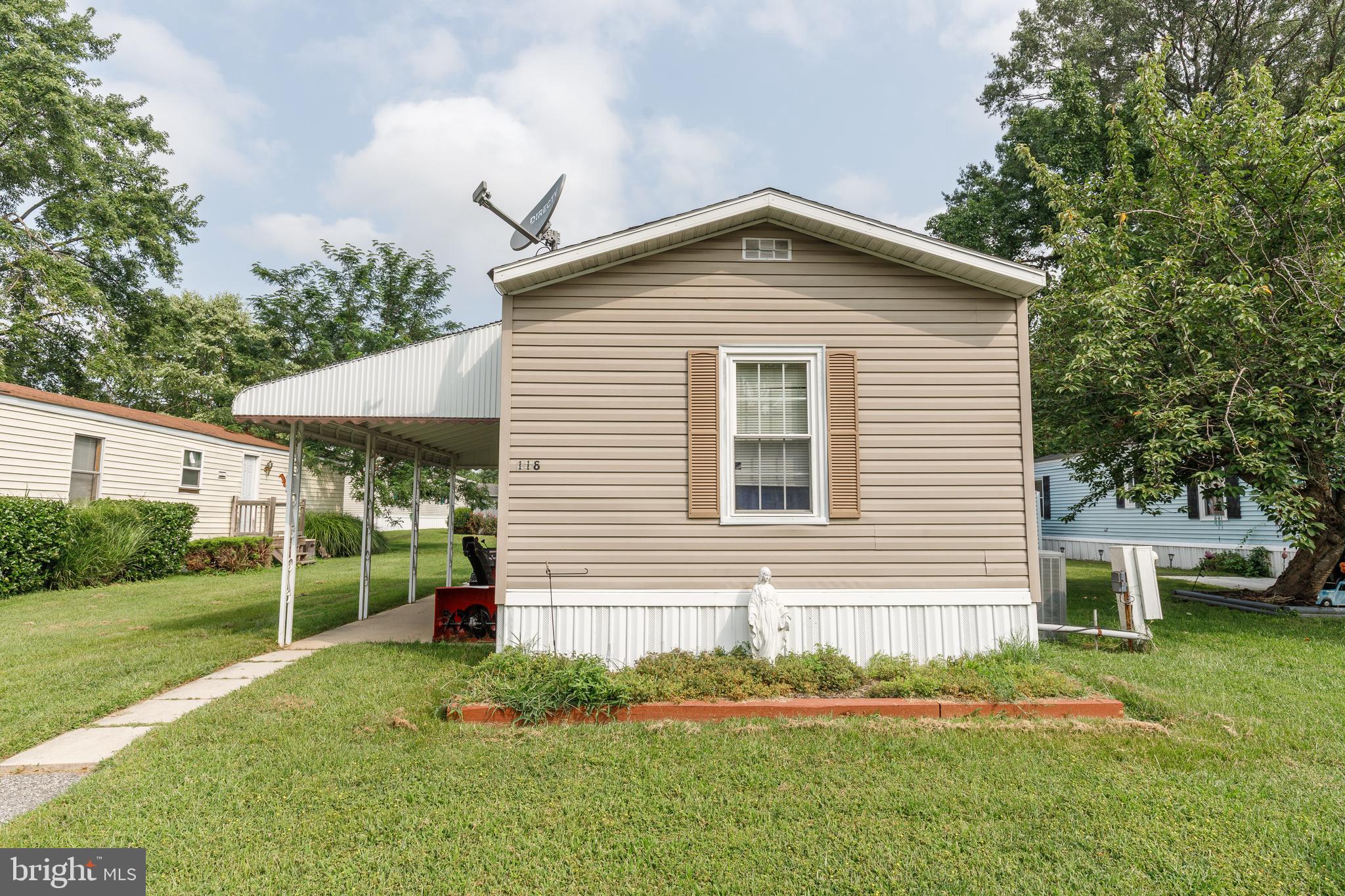 118 DAY COACH CIRCLE