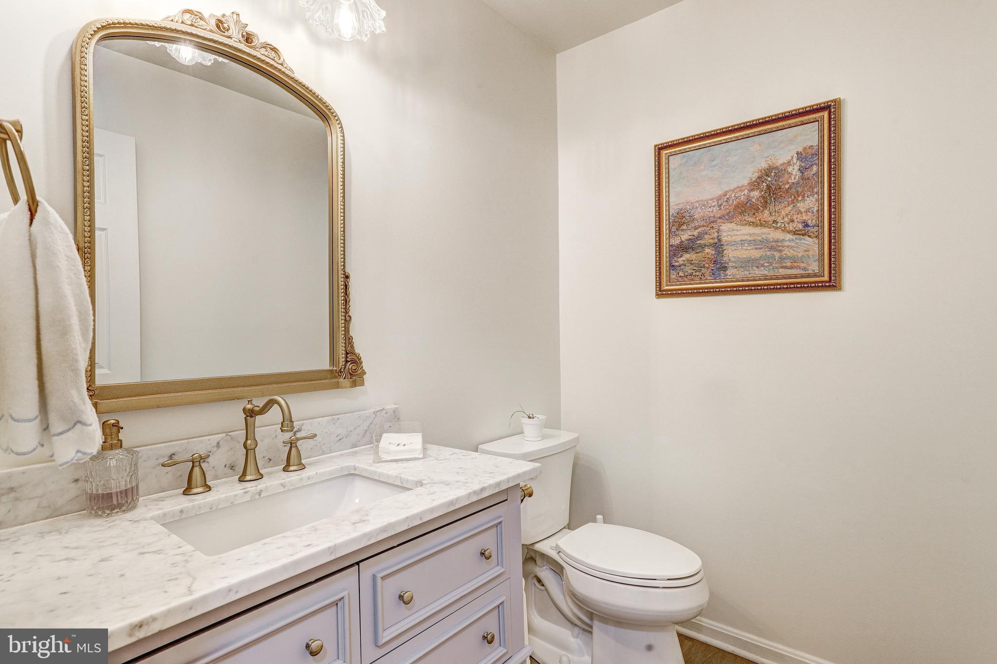 64 RIVER OAKS CIRCLE