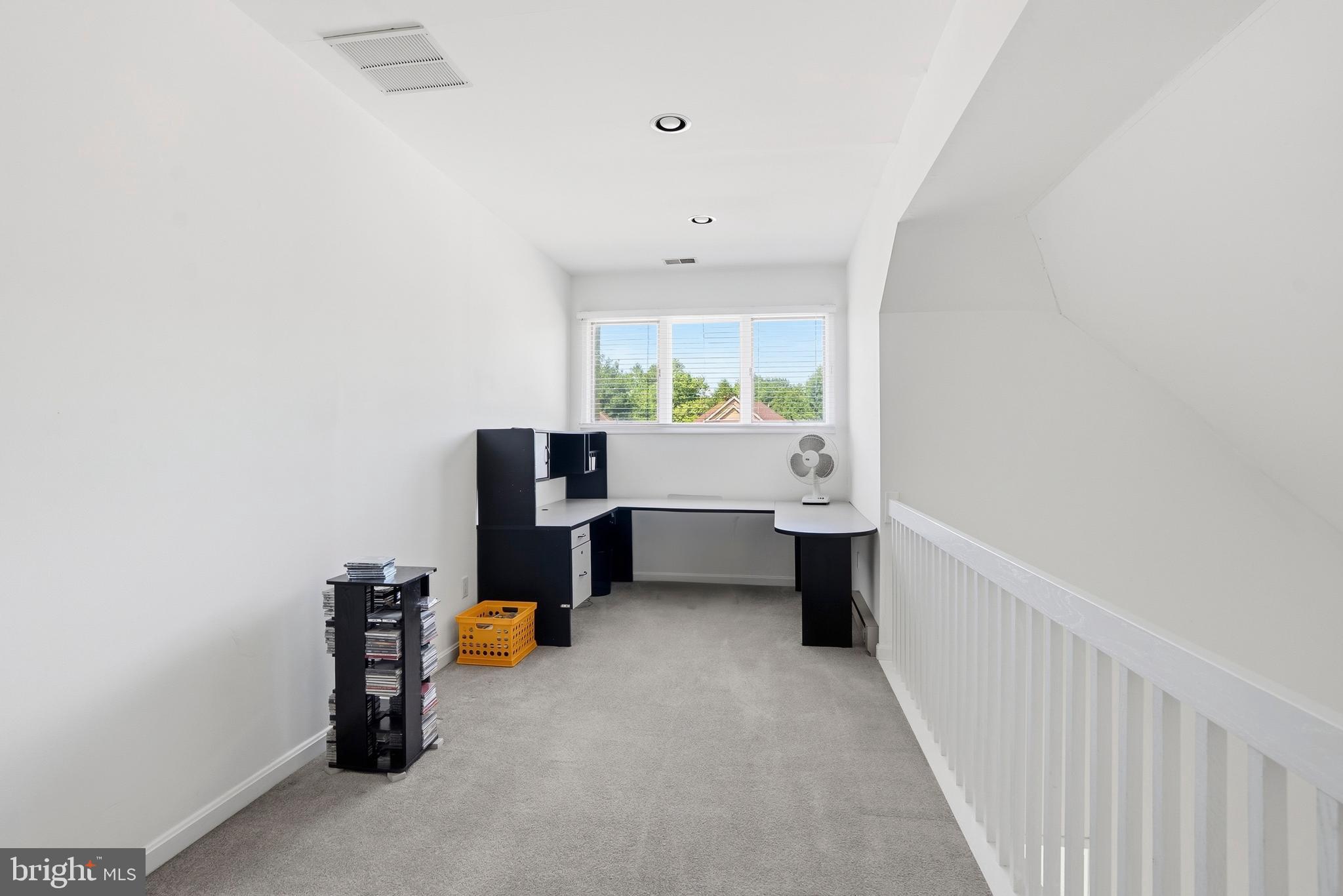 29 STONE GATE COURT