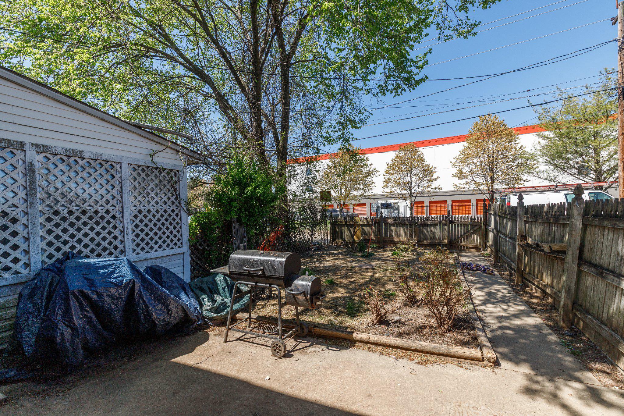 1744 YAKONA ROAD