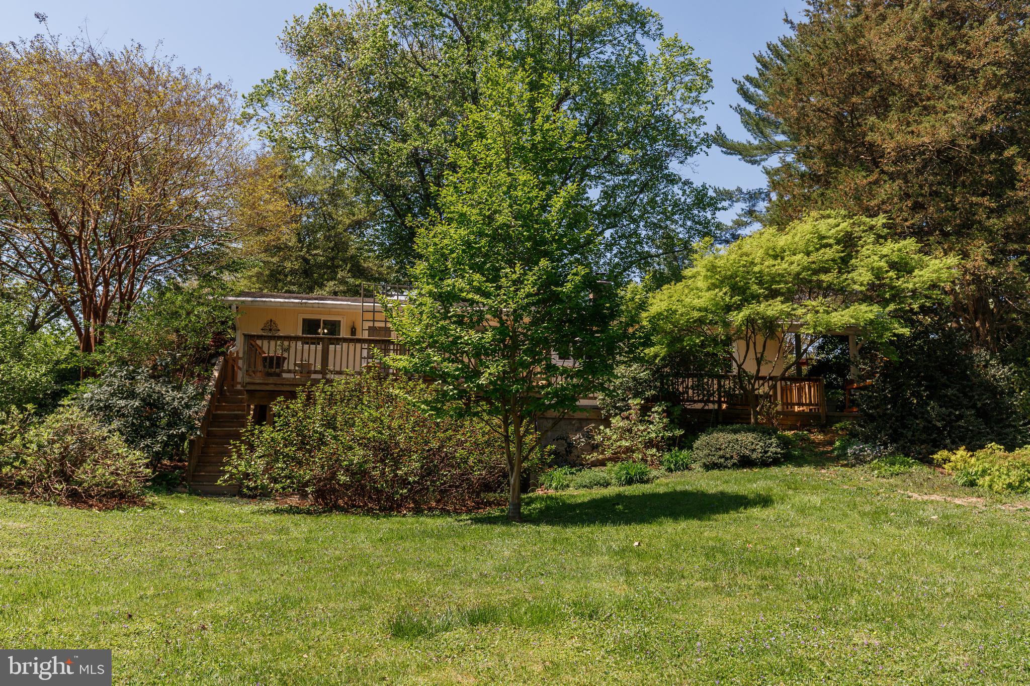 3915 LONGMOOR CIRCLE