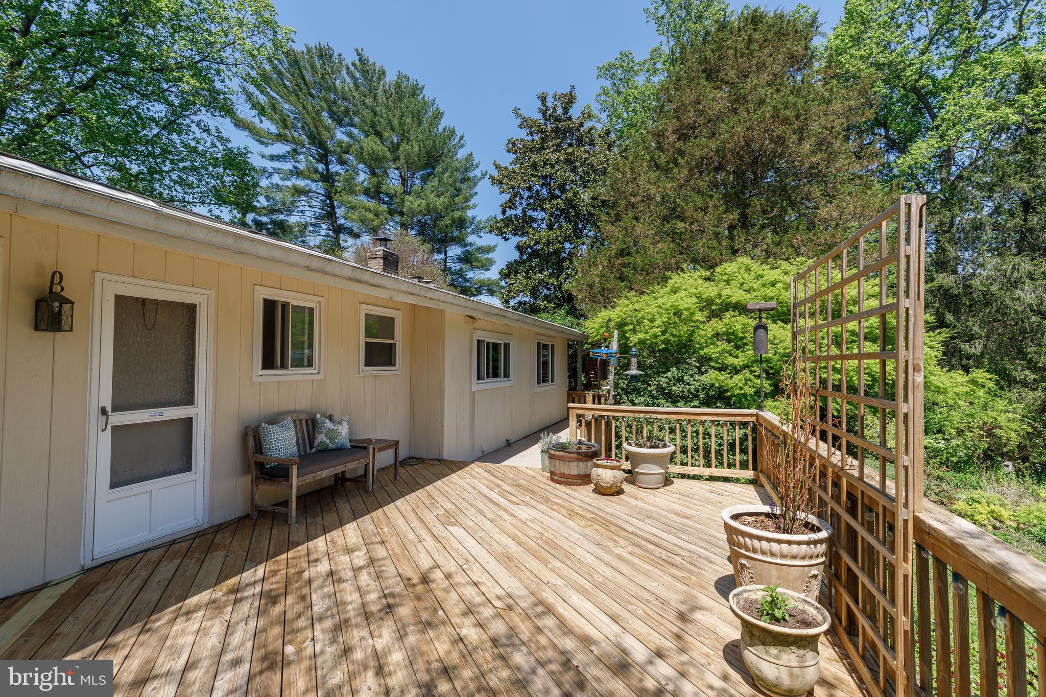 3915 LONGMOOR CIRCLE