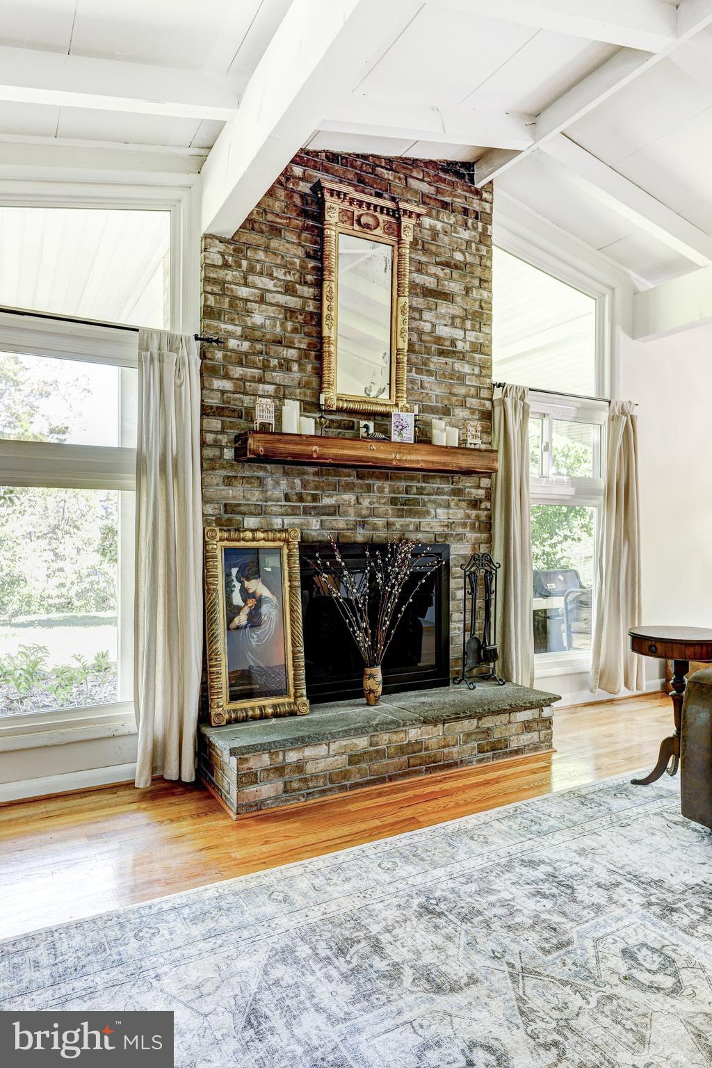 3915 LONGMOOR CIRCLE