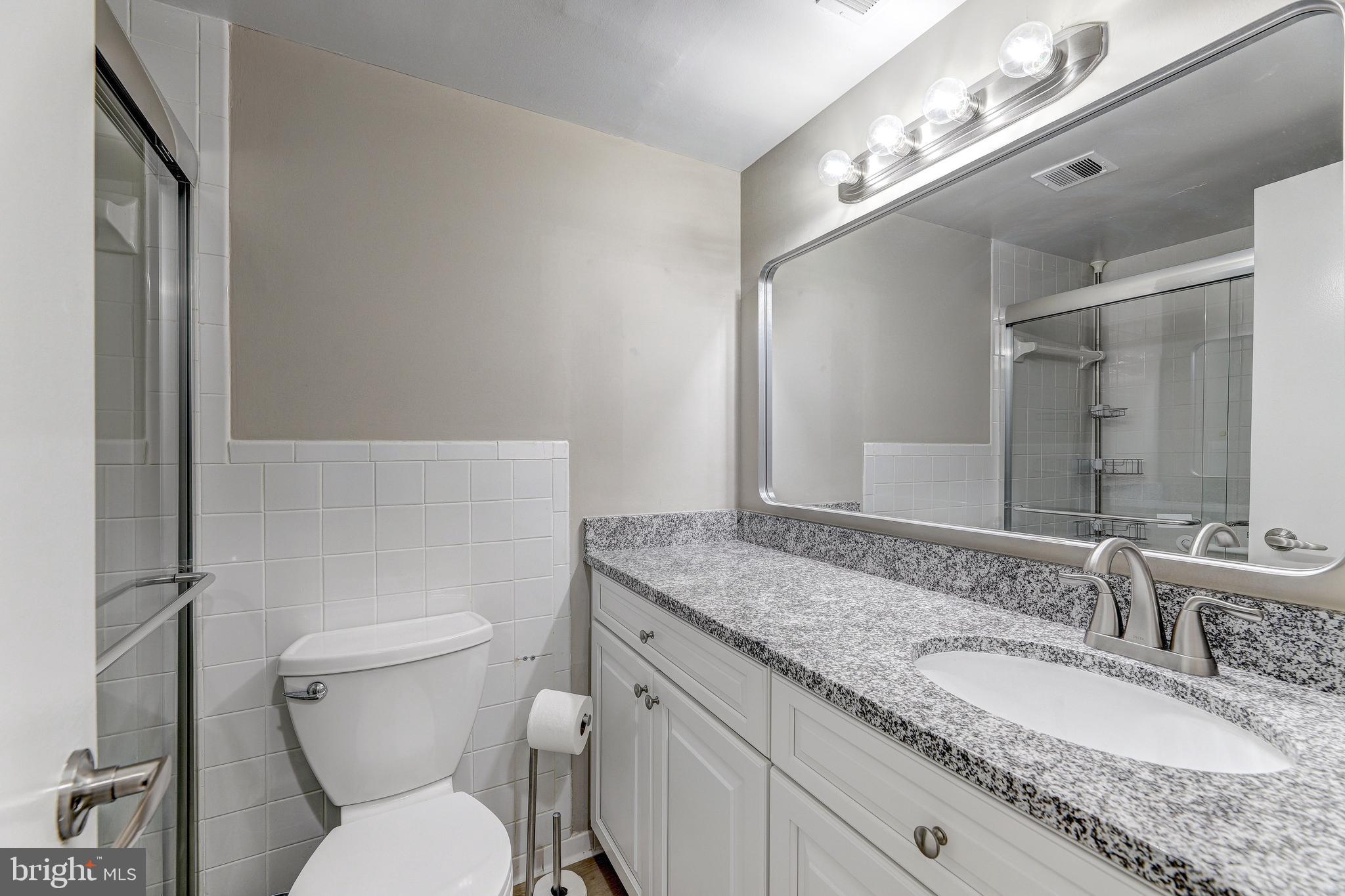 7 SLADE AVENUE 607