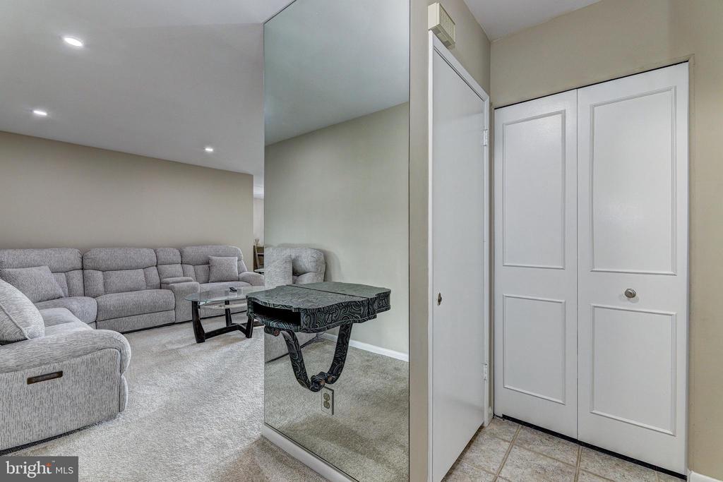 7 SLADE AVENUE 607
