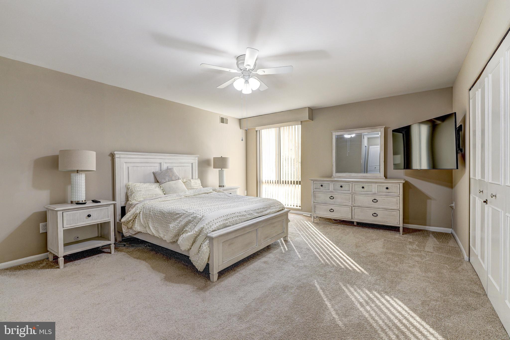 7 SLADE AVENUE 607