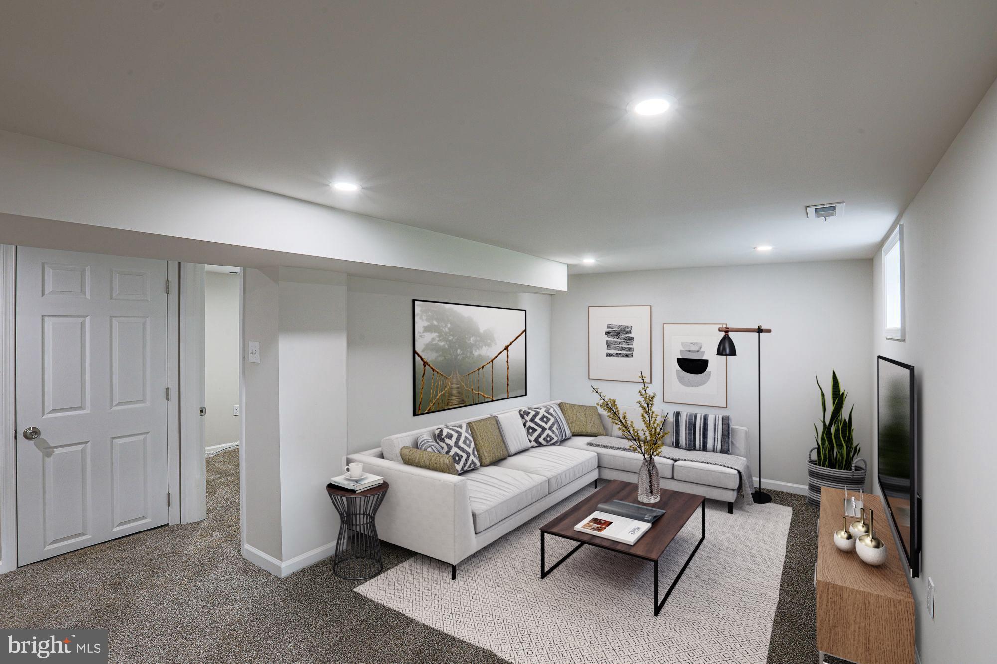 6512 GOLDEN RING ROAD