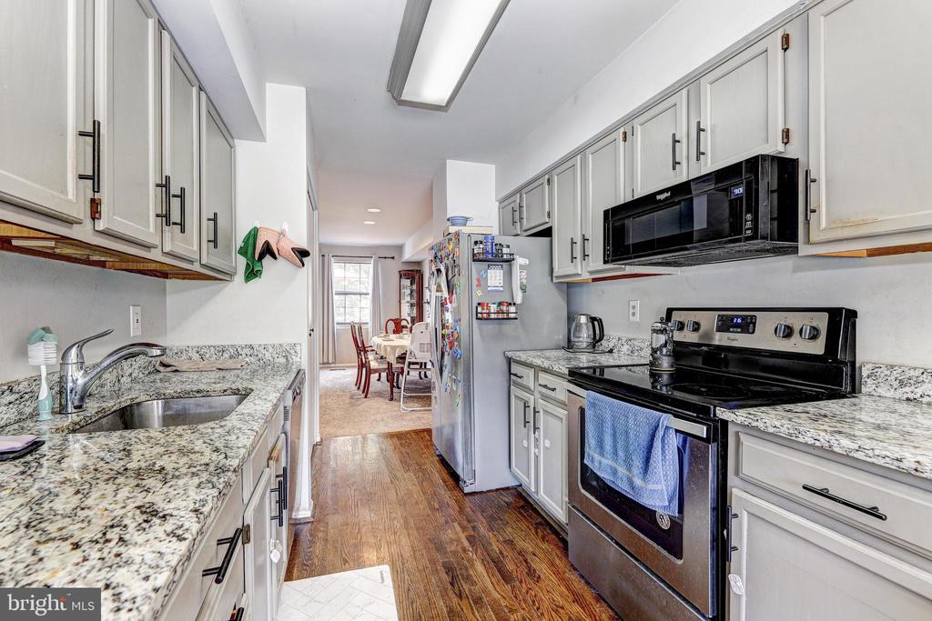 13 KEEN MILL COURT
