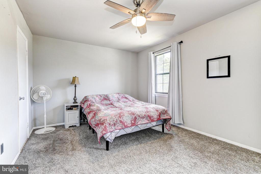13 KEEN MILL COURT