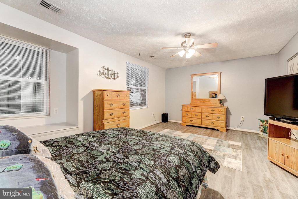 44 HELMSMAN COURT