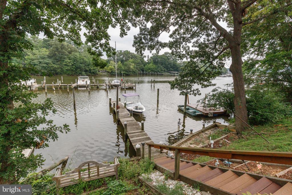 44 HELMSMAN COURT
