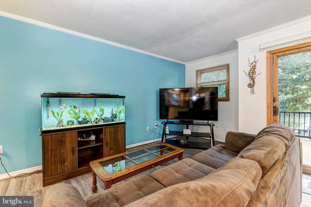 44 HELMSMAN COURT