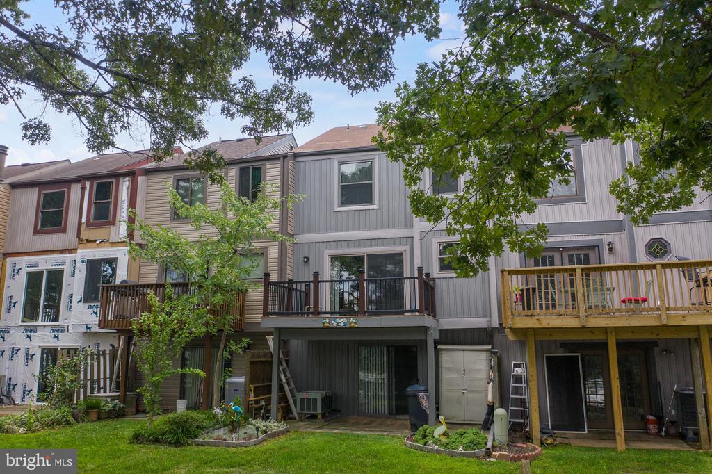 44 HELMSMAN COURT