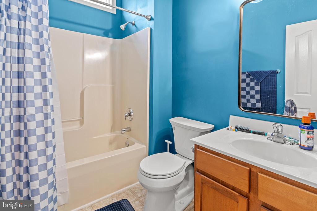 12740 GREAT LANE