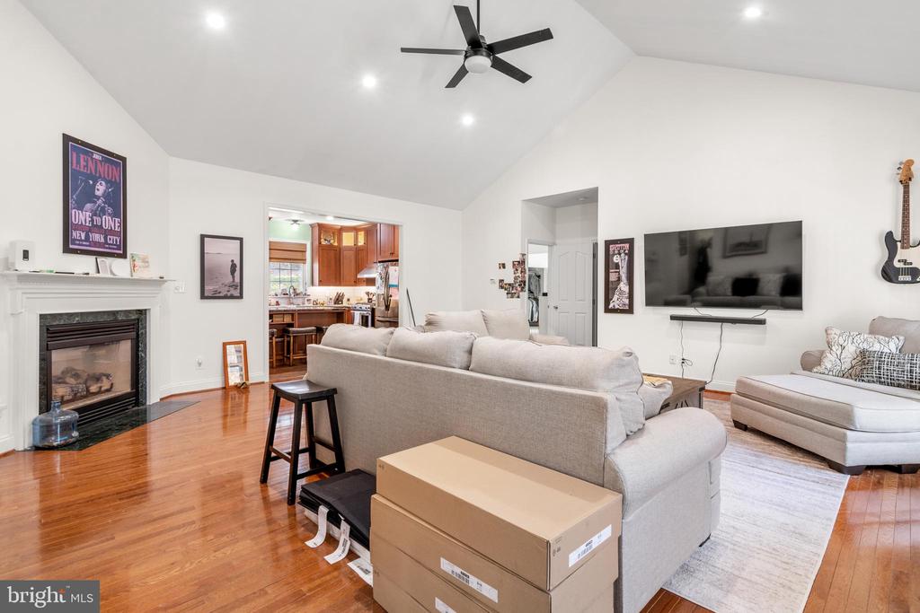 12740 GREAT LANE