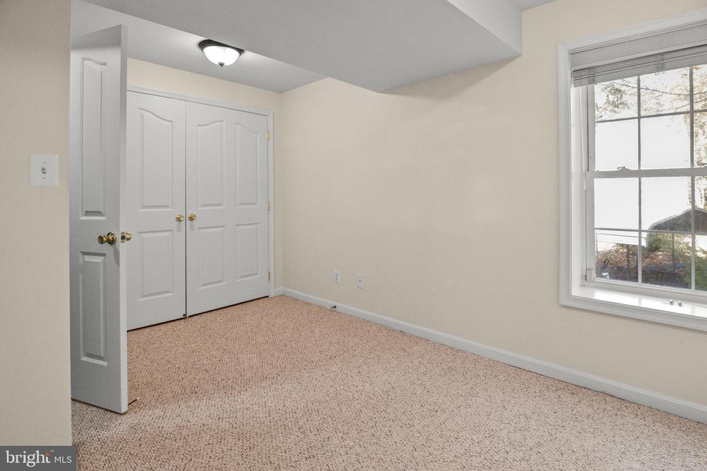 12740 GREAT LANE