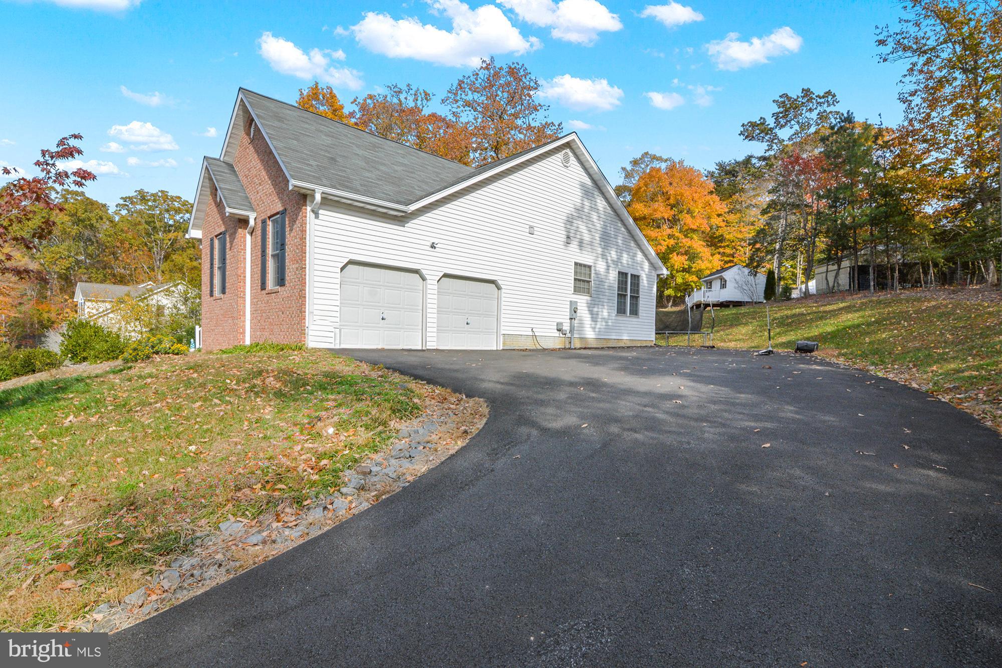 12740 GREAT LANE