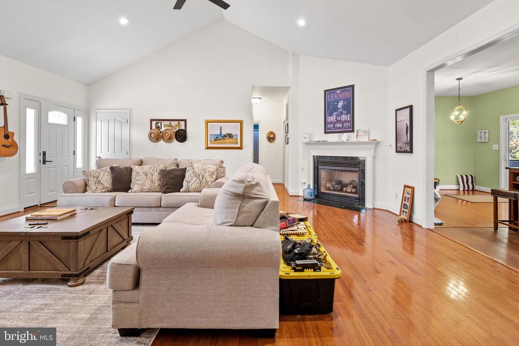 12740 GREAT LANE