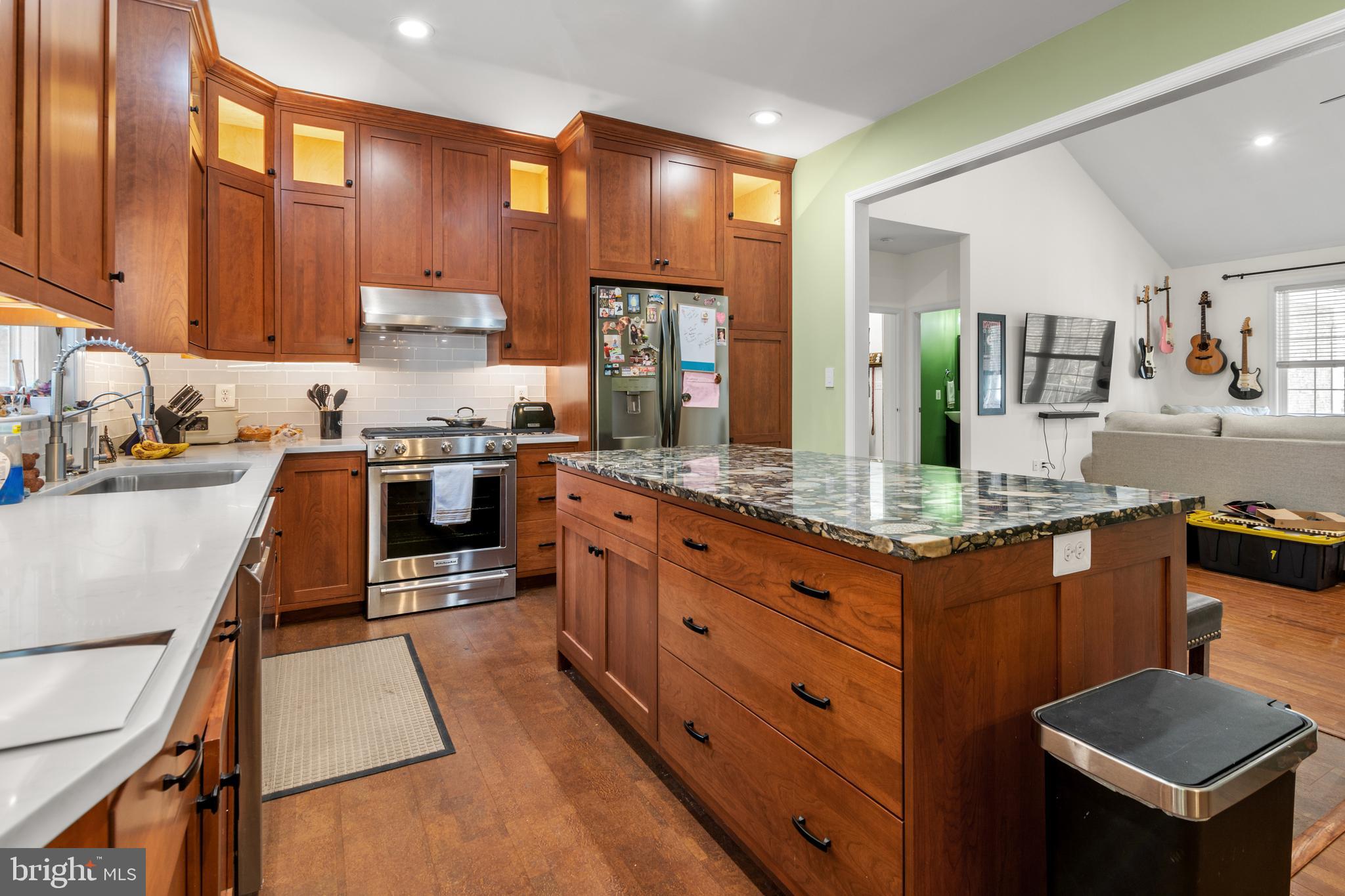 12740 GREAT LANE
