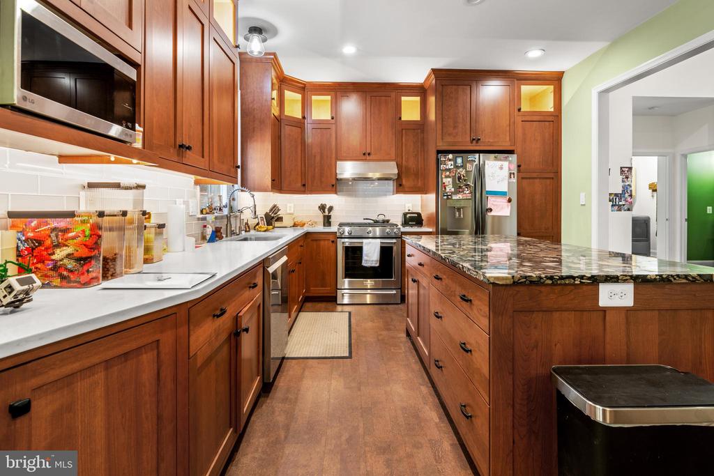 12740 GREAT LANE