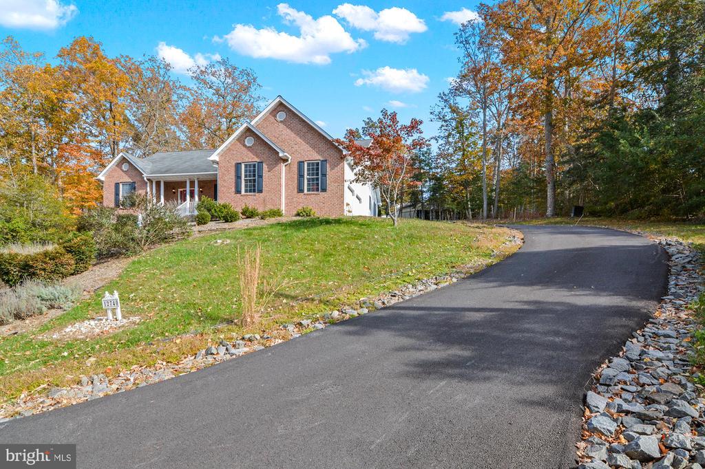 12740 GREAT LANE