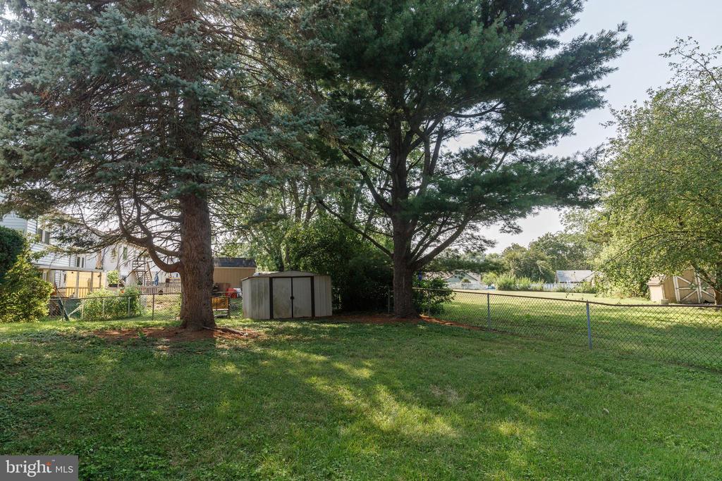 808 UNIONTOWN ROAD
