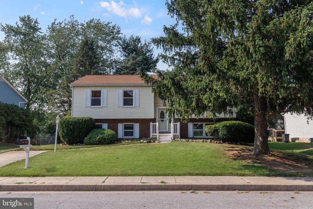 808 UNIONTOWN ROAD