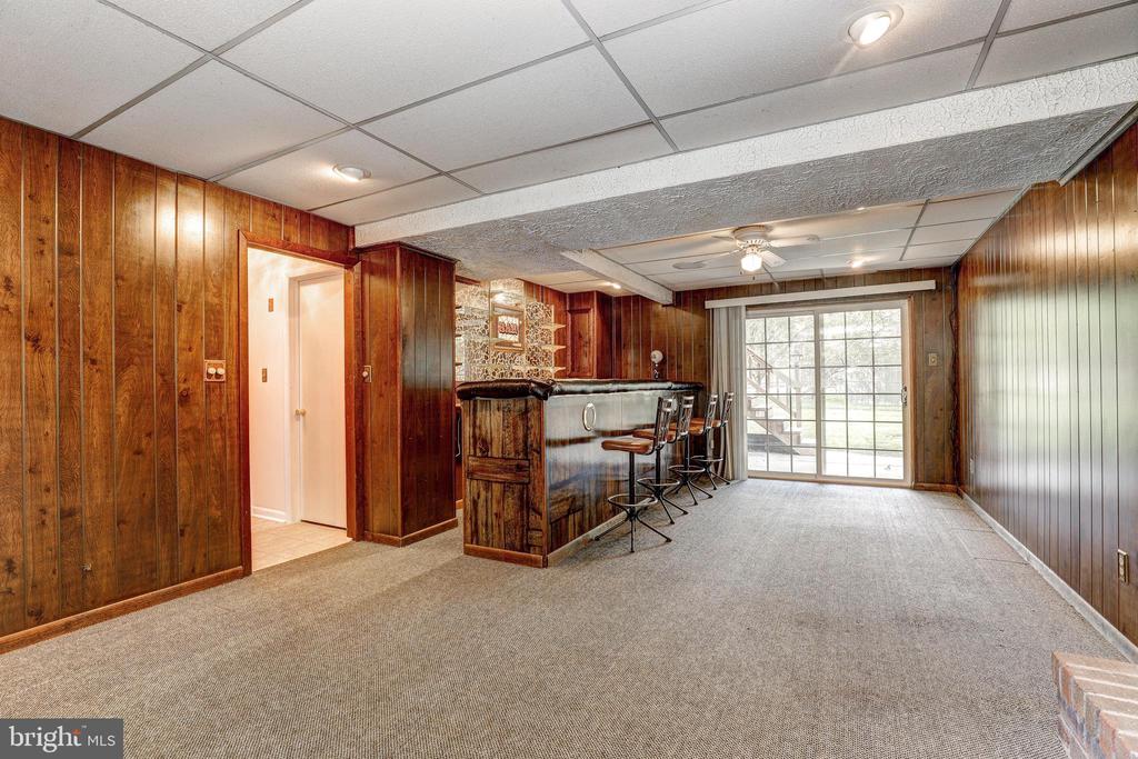 808 UNIONTOWN ROAD