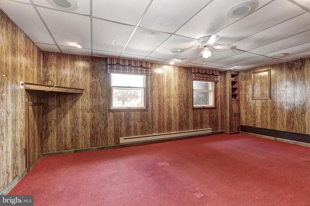 808 UNIONTOWN ROAD