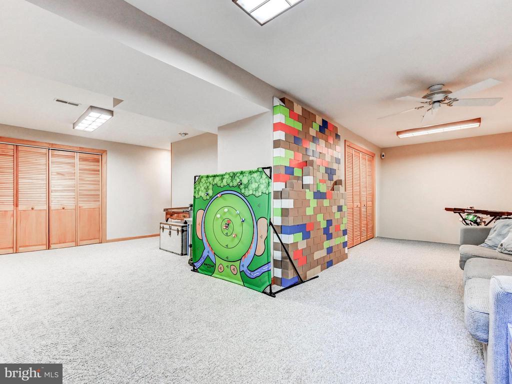 3939 BRITTANY LANE