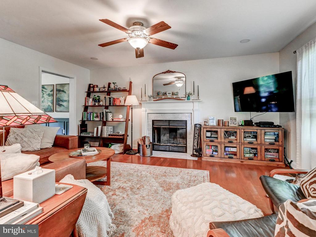 3939 BRITTANY LANE