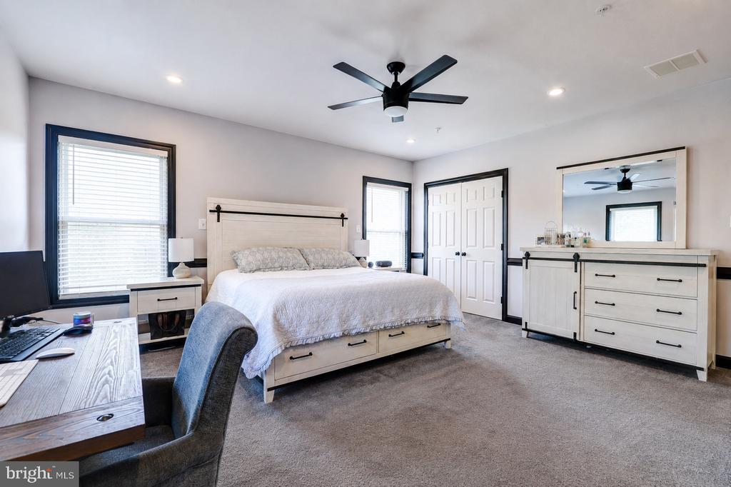 3443 OLD GAMBER ROAD