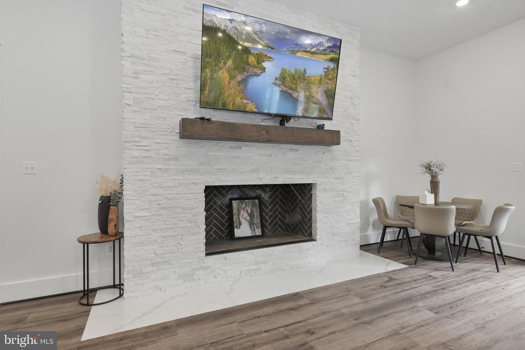3443 OLD GAMBER ROAD