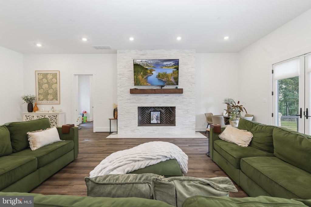 3443 OLD GAMBER ROAD