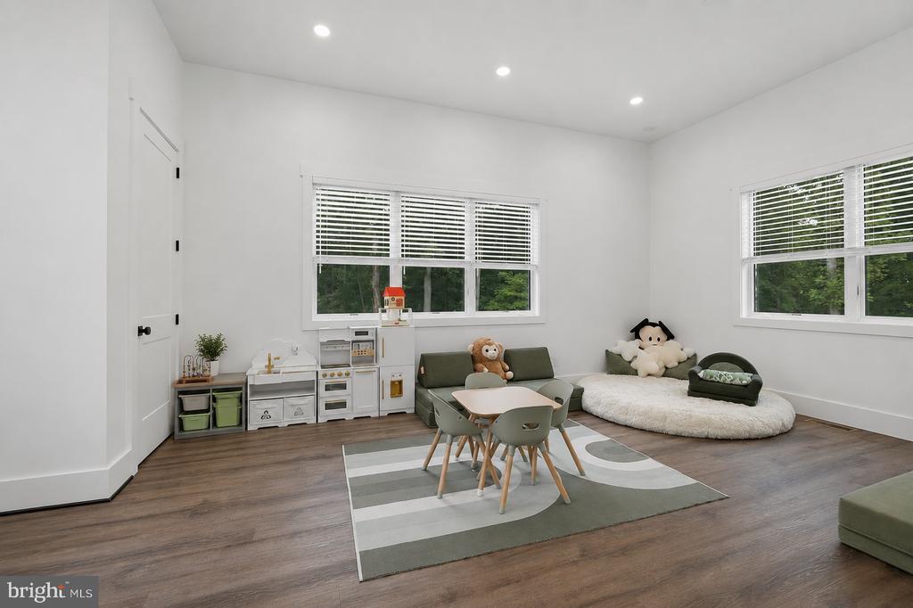 3443 OLD GAMBER ROAD