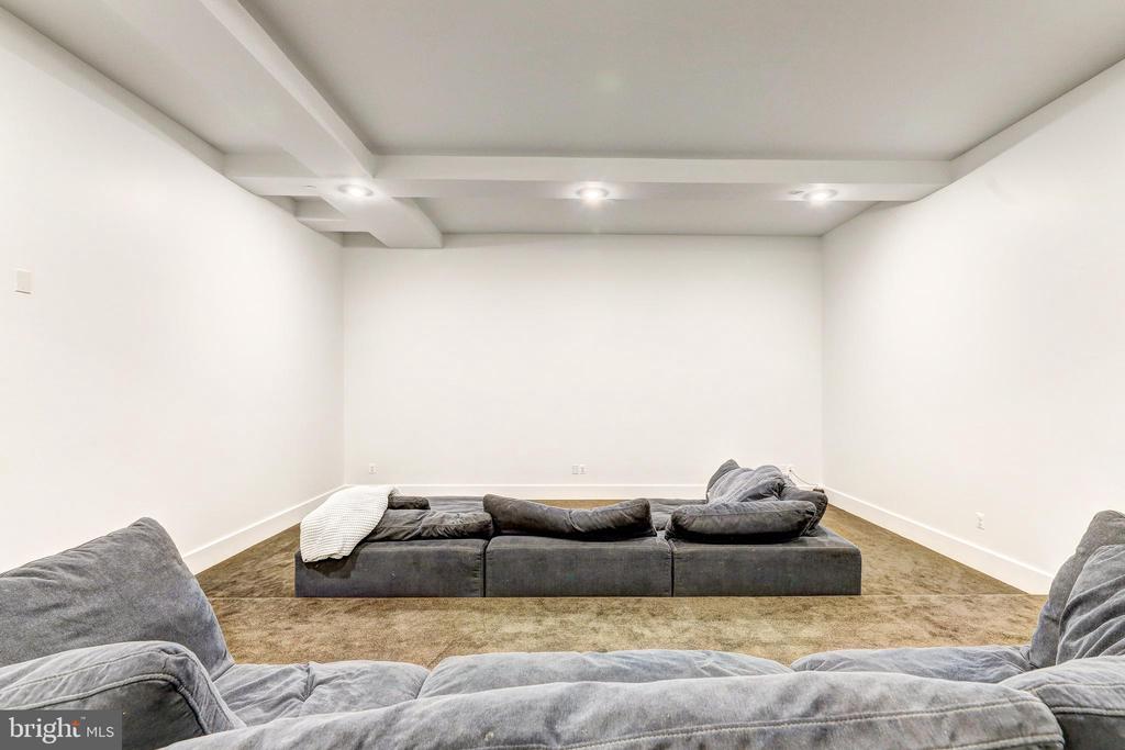 3443 OLD GAMBER ROAD