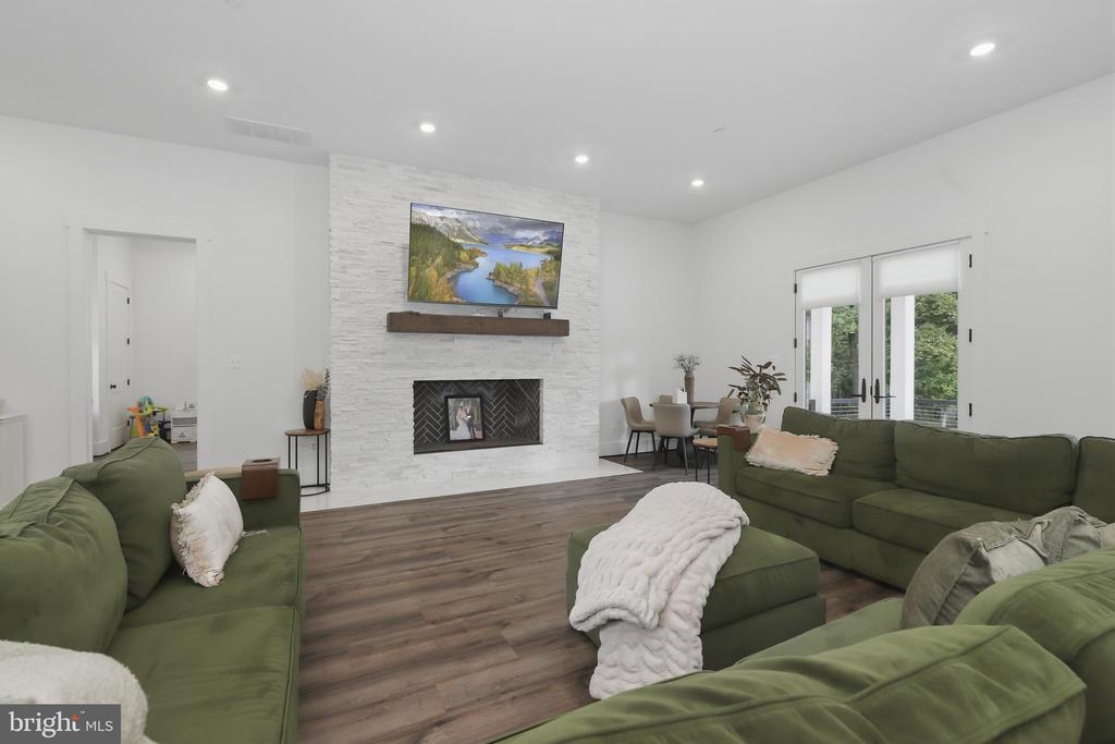 3443 OLD GAMBER ROAD