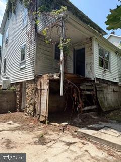 1418 E MAYBERRY ROAD