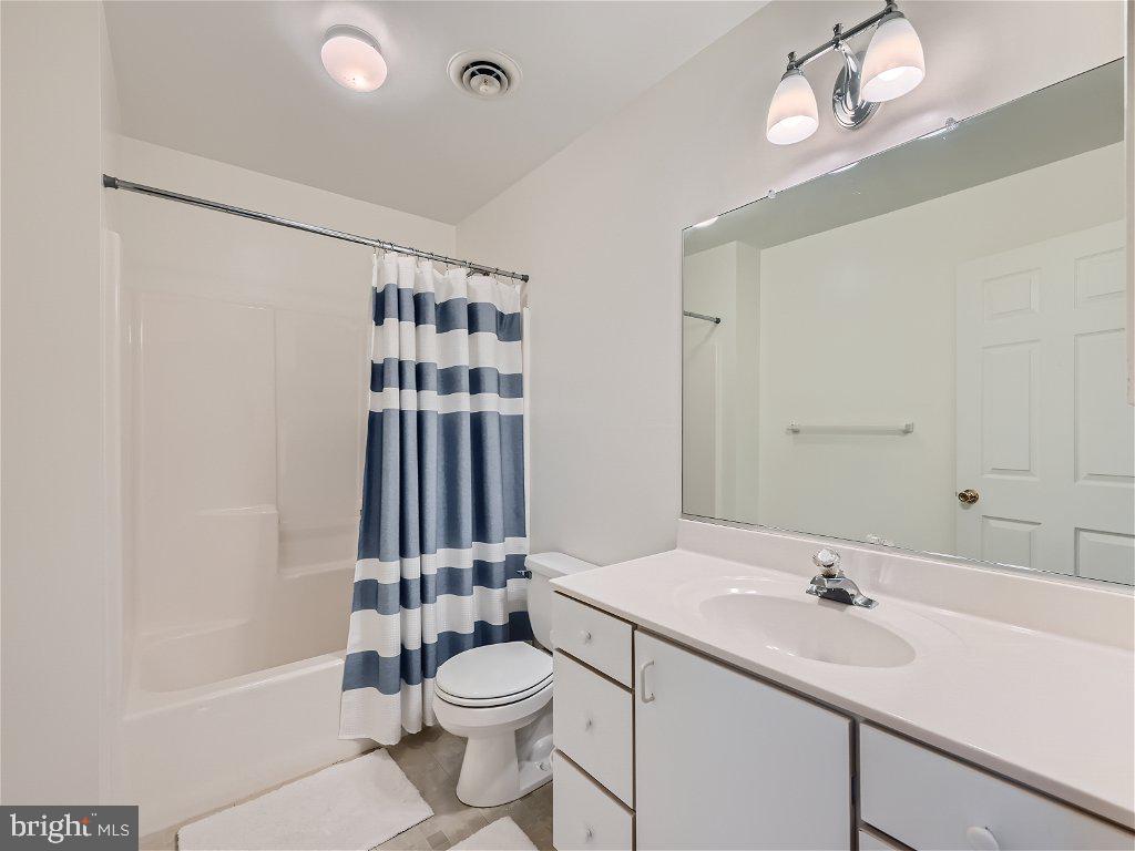 2930 MONTCLAIR DRIVE