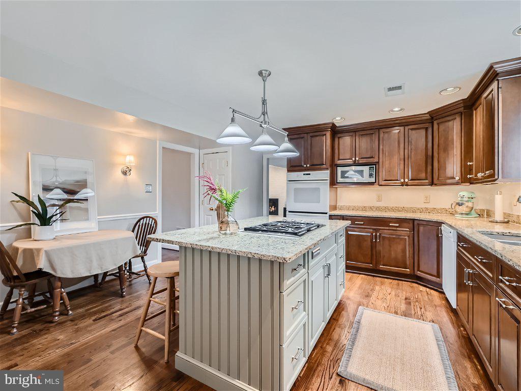 2930 MONTCLAIR DRIVE