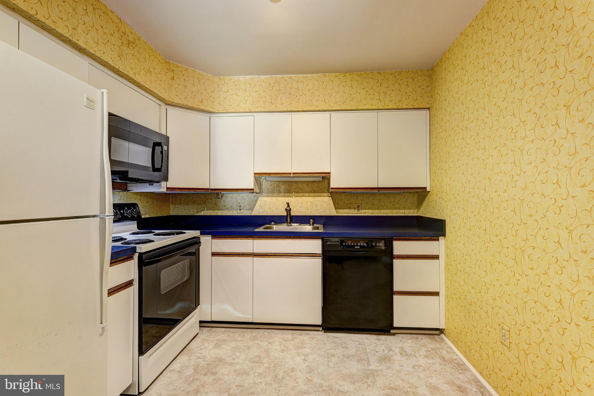 5439 RING DOVE LANE D-2-10