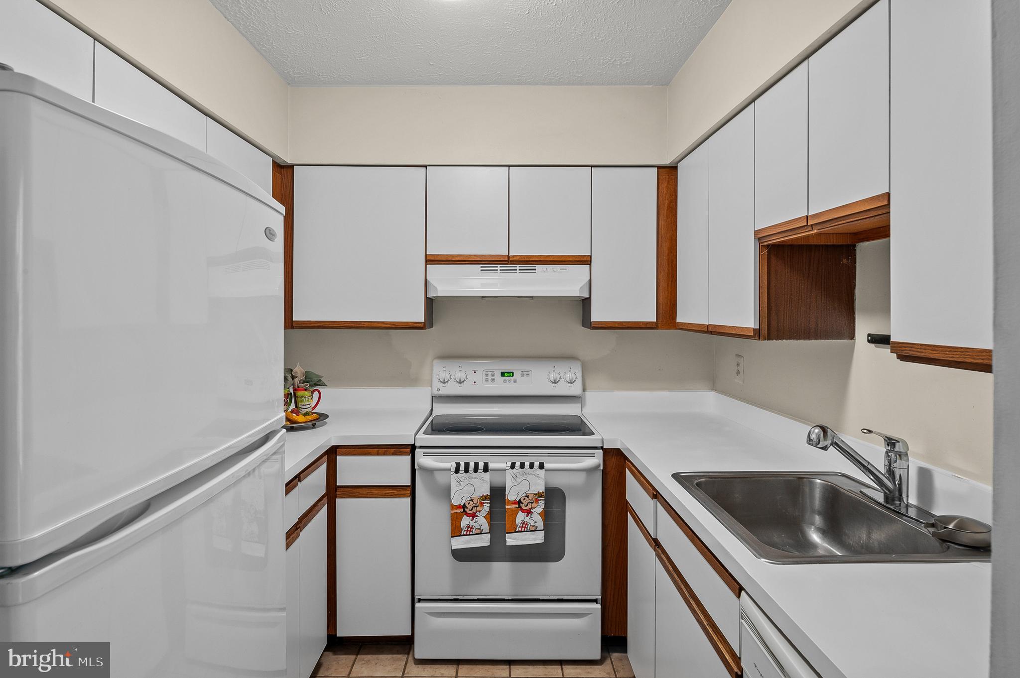 7524 SWEET HOURS WAY E