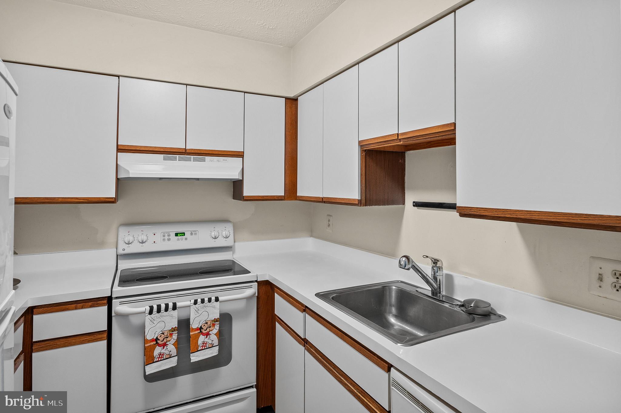 7524 SWEET HOURS WAY E