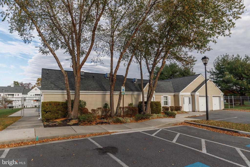 8495 FALLS RUN ROAD Unit: I