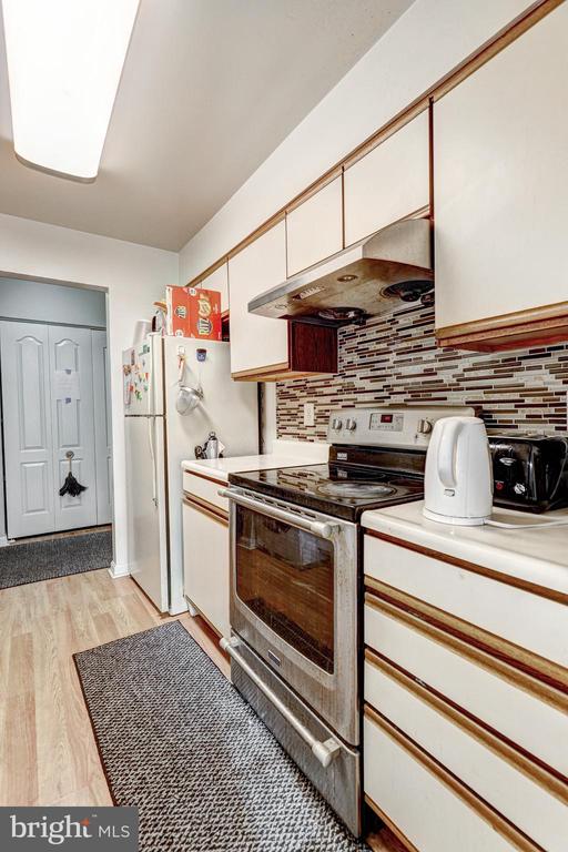 8495 FALLS RUN ROAD Unit: I