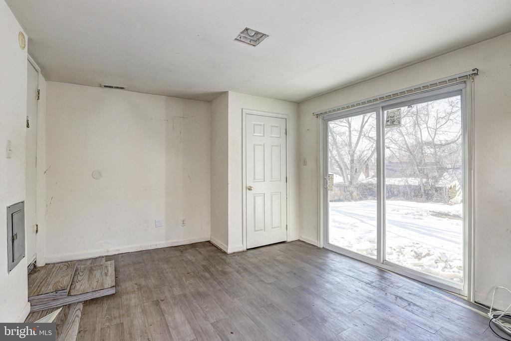 12628 FARNELL DRIVE